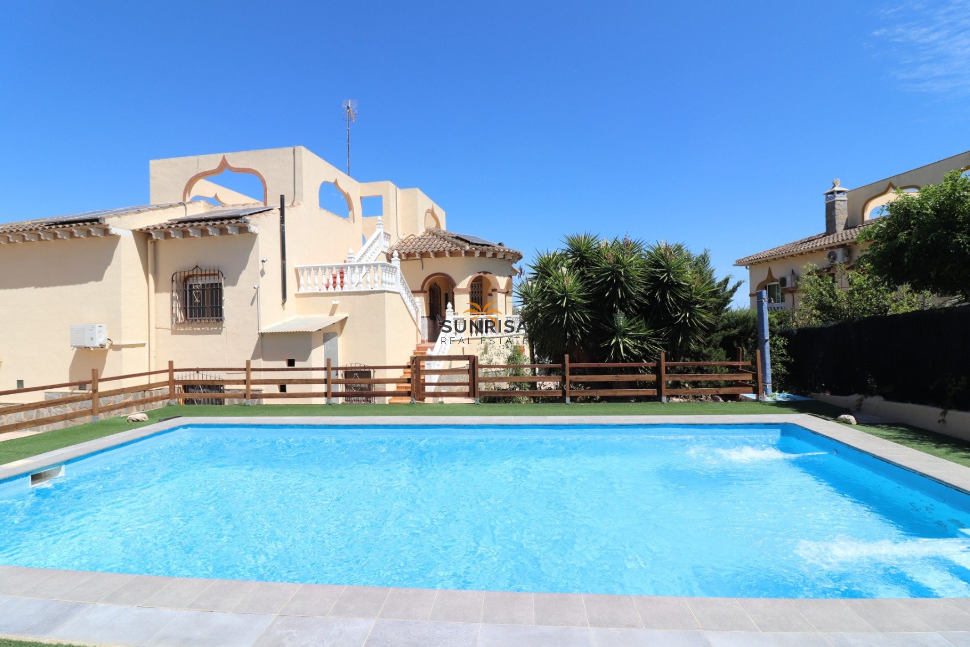 Herverkoop - Villa - Almoradí