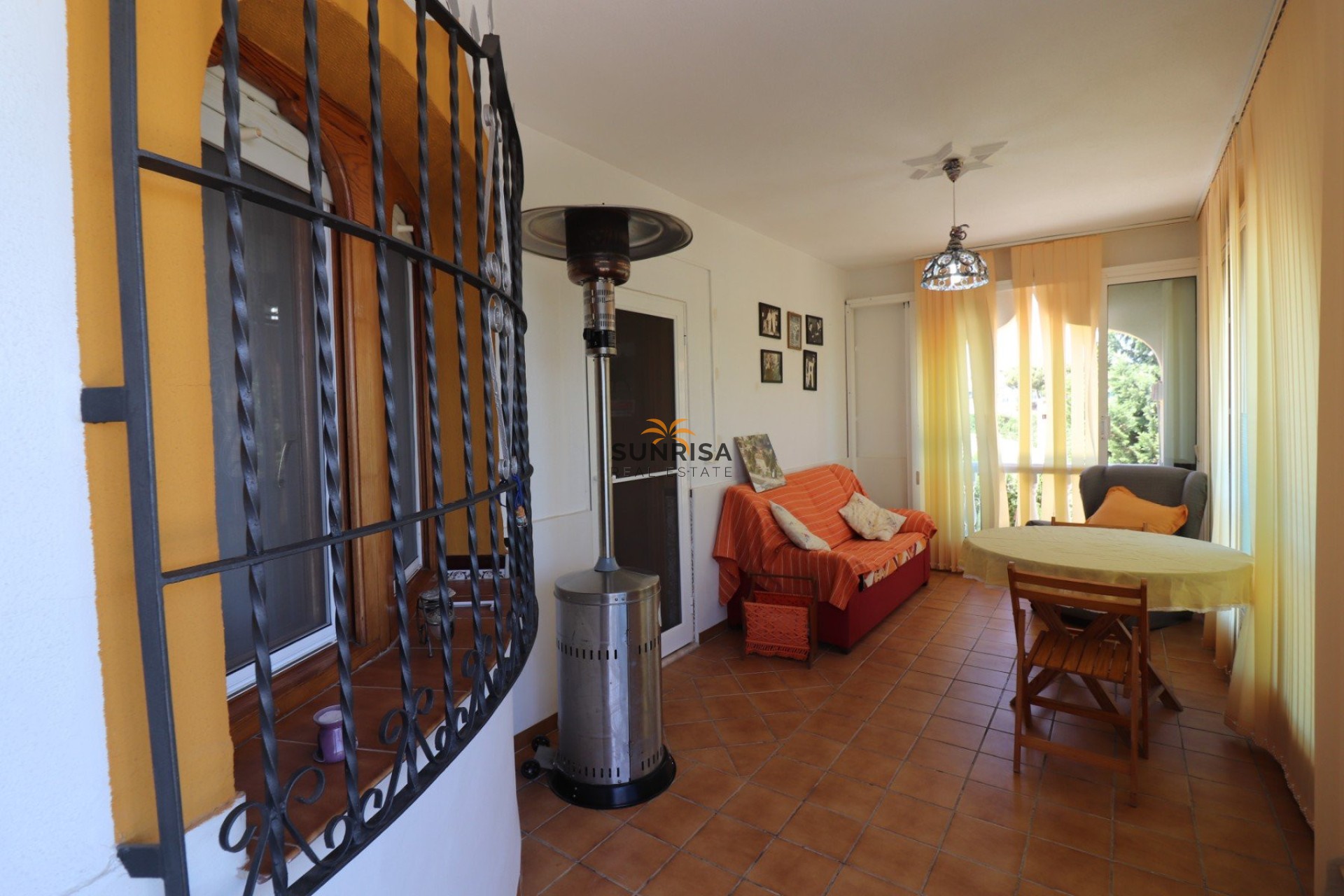Herverkoop - Villa - Almoradí