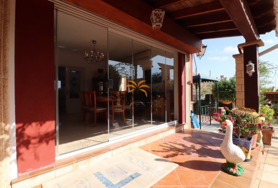 Villa · Herverkoop - Algorfa · Alicante · Spanje
