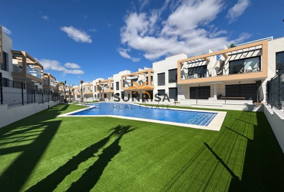 Appartement · Revente - Villamartin · Alicante · Espagne