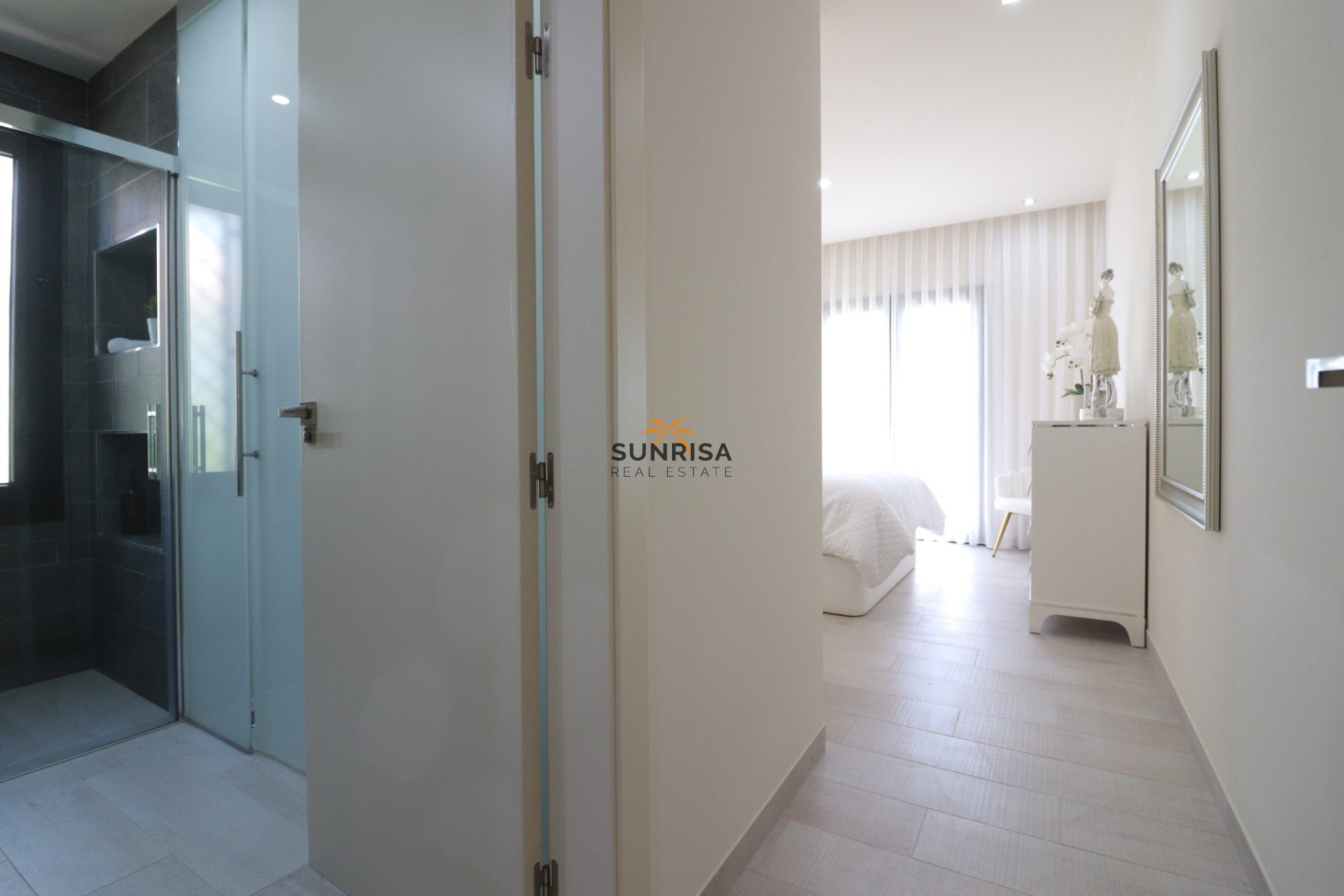 Resale - Villa - Algorfa