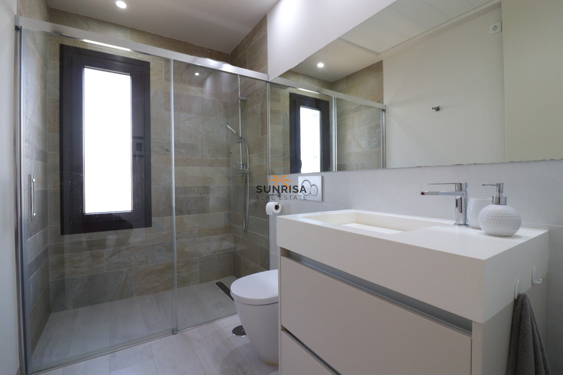 Resale - Villa - Algorfa