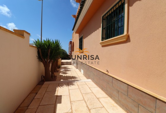 Villa · Revente - Ciudad Quesada · Alicante · Espagne