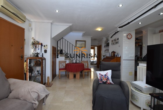 Villa · Resale - Algorfa · La Finca Golf Resort · Alicante · Spain