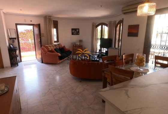 Villa · Revente - Algorfa · La Finca Golf Resort · Alicante · Espagne