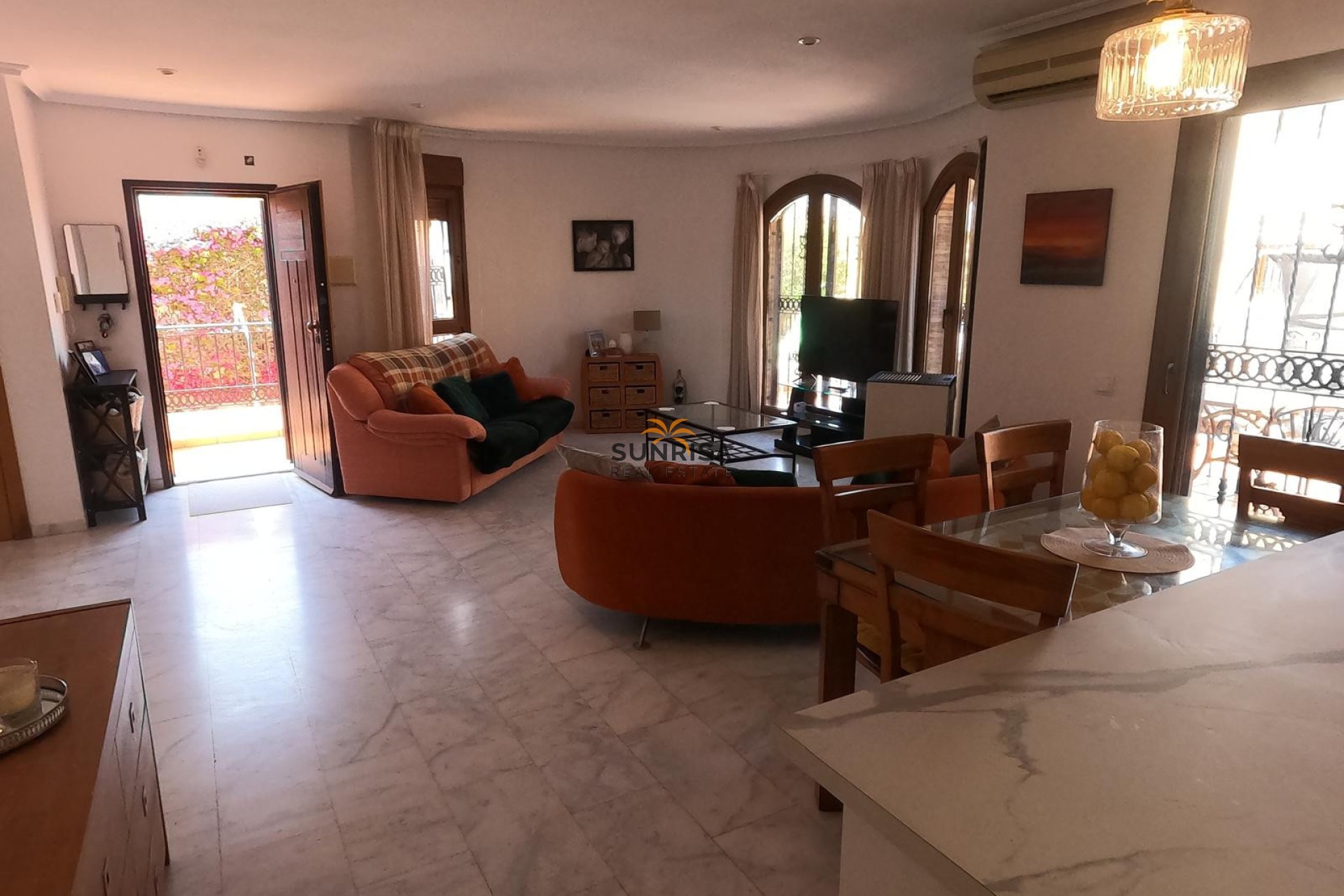 Resale - Villa - Algorfa