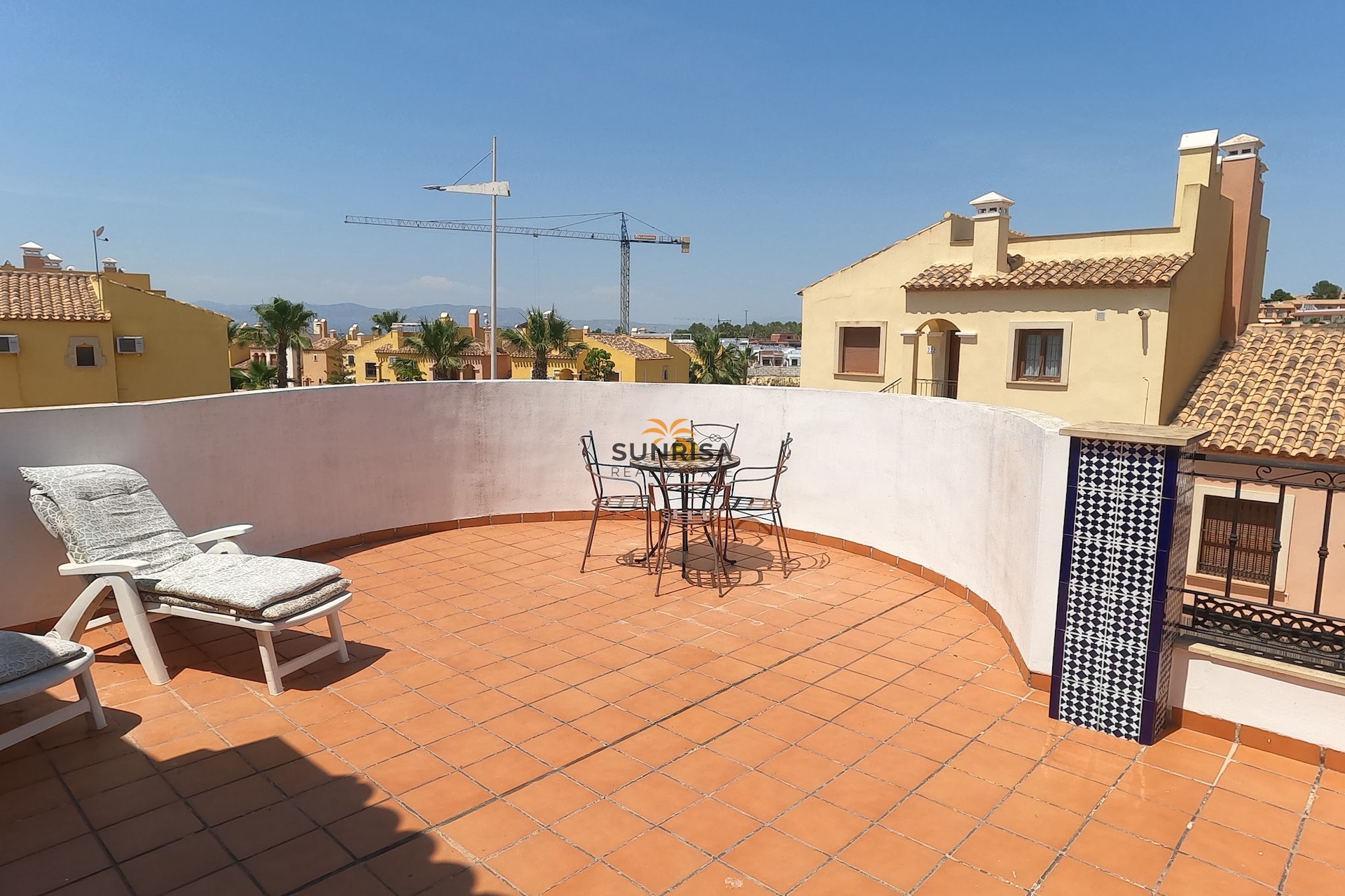 Resale - Villa - Algorfa
