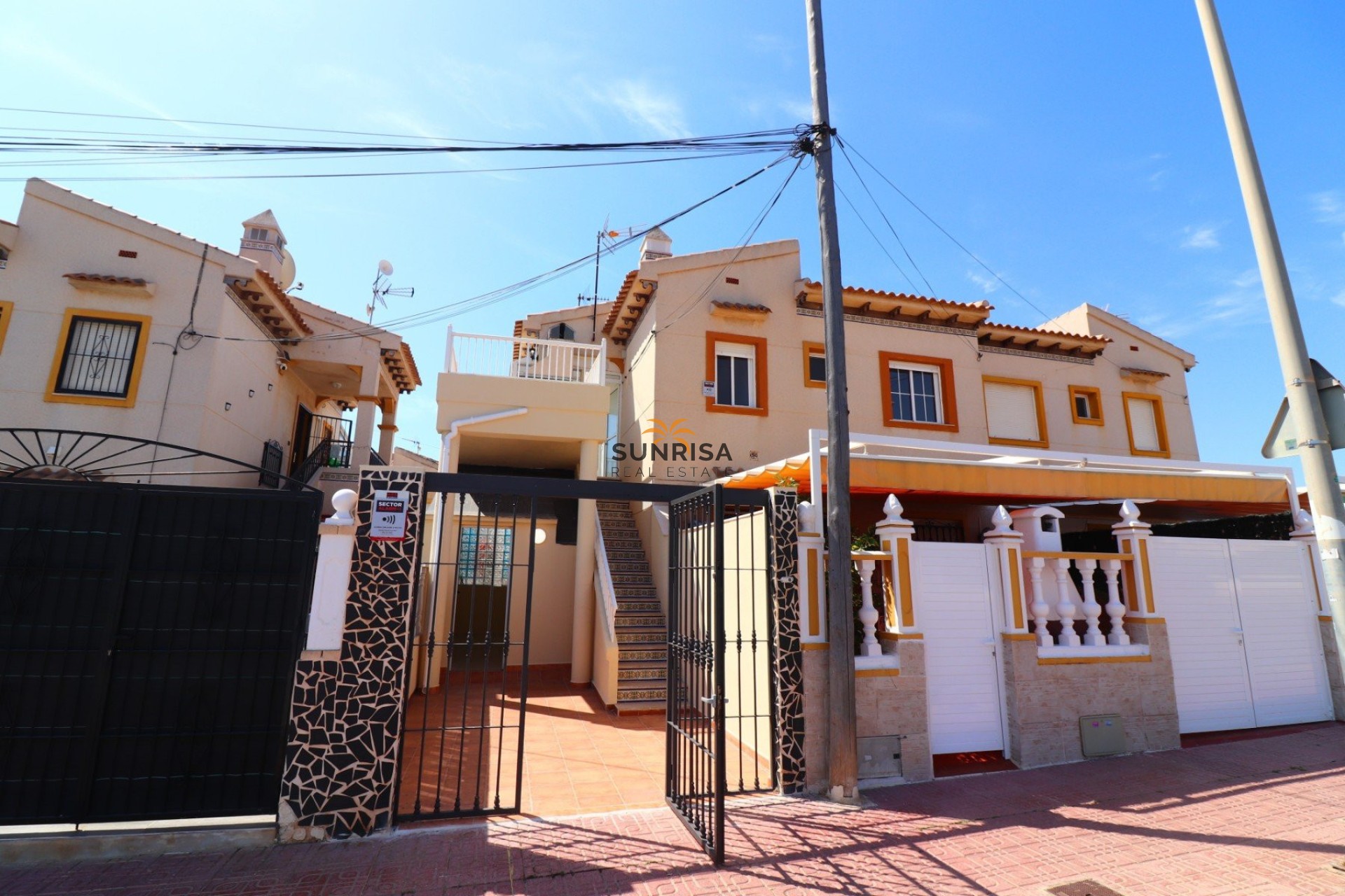 Resale - Apartment - Punta Prima