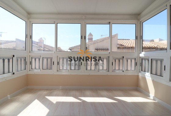 Apartamento · Reventa - Punta Prima · Alicante · España