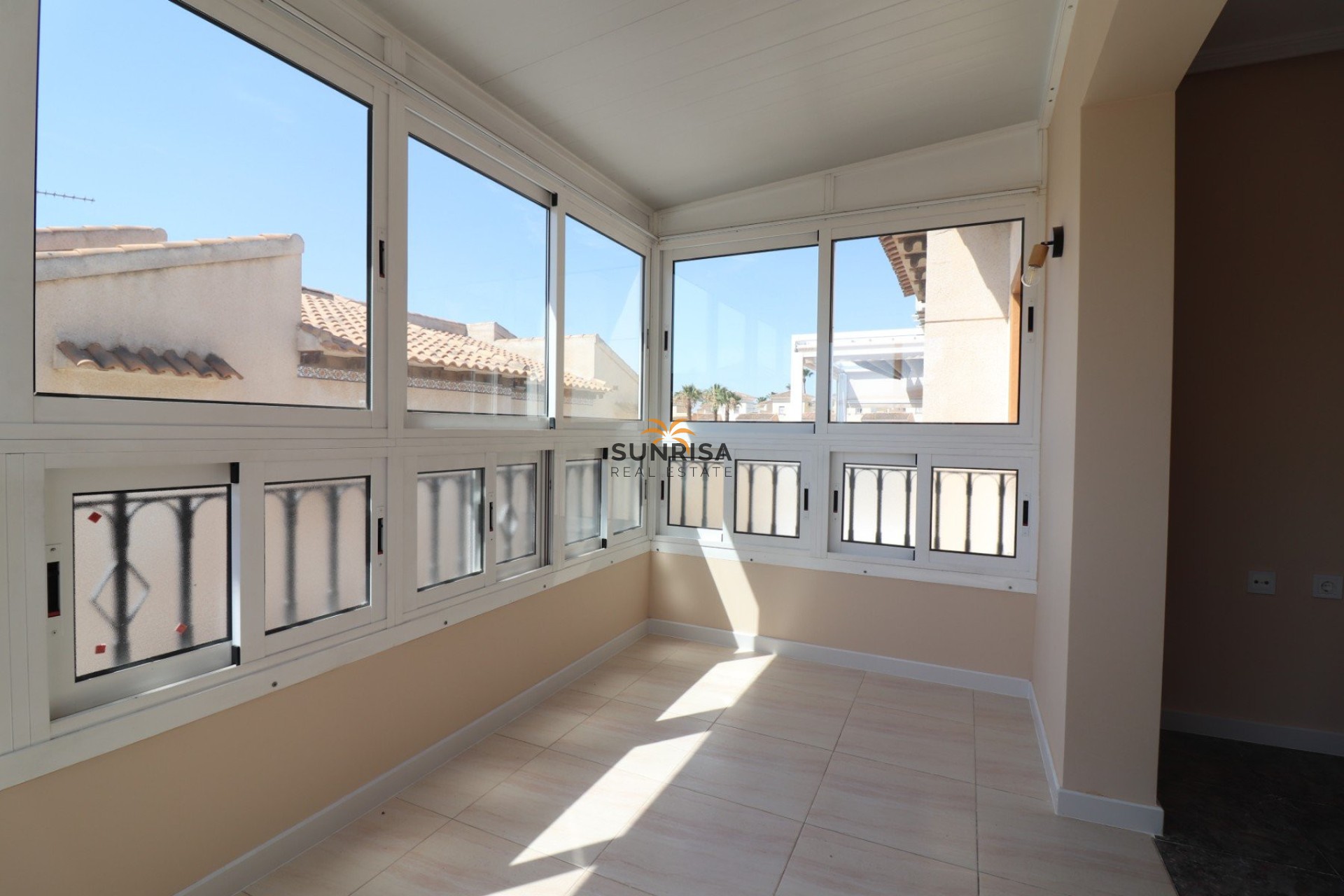 Resale - Apartment - Punta Prima
