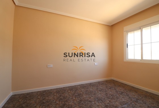 Apartamento · Reventa - Punta Prima · Alicante · España