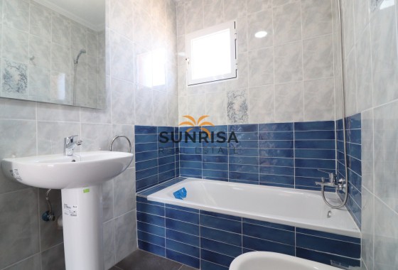 Apartamento · Reventa - Punta Prima · Alicante · España
