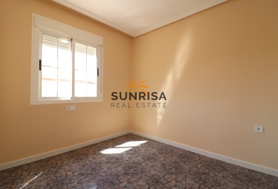 Apartamento · Reventa - Punta Prima · Alicante · España