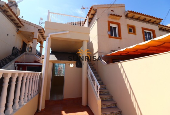 Apartamento · Reventa - Punta Prima · Alicante · España