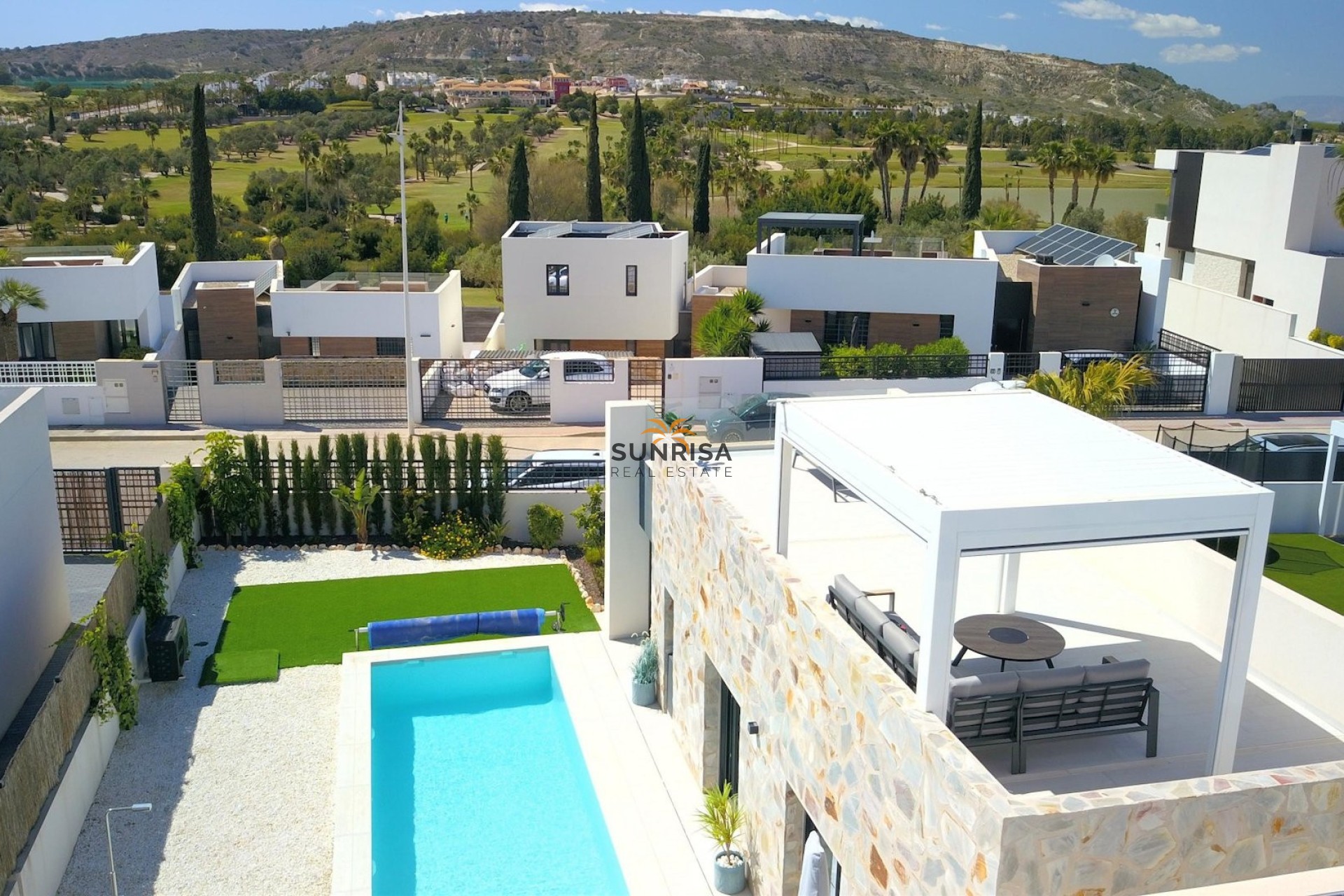 Resale - Villa - Algorfa