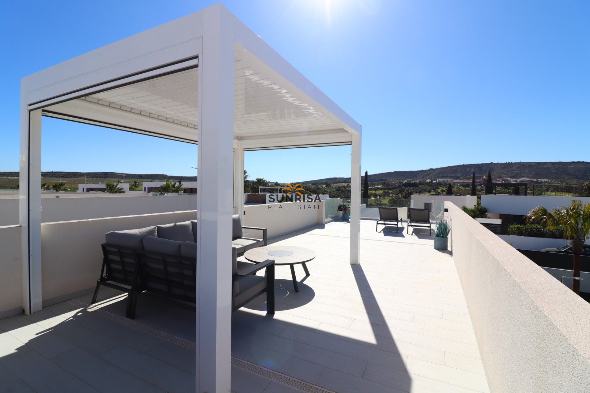 Resale - Villa - Algorfa
