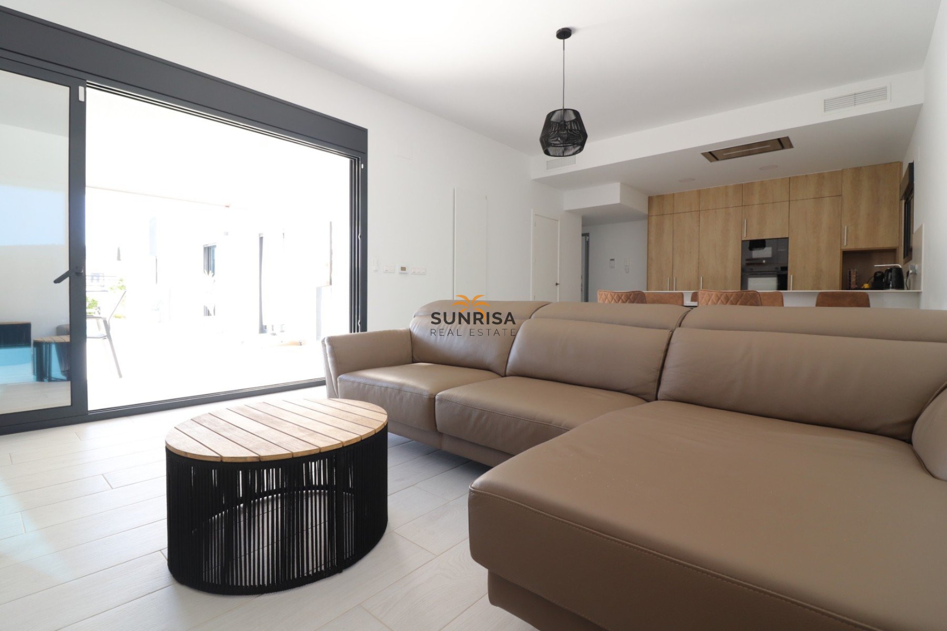 Resale - Villa - Algorfa