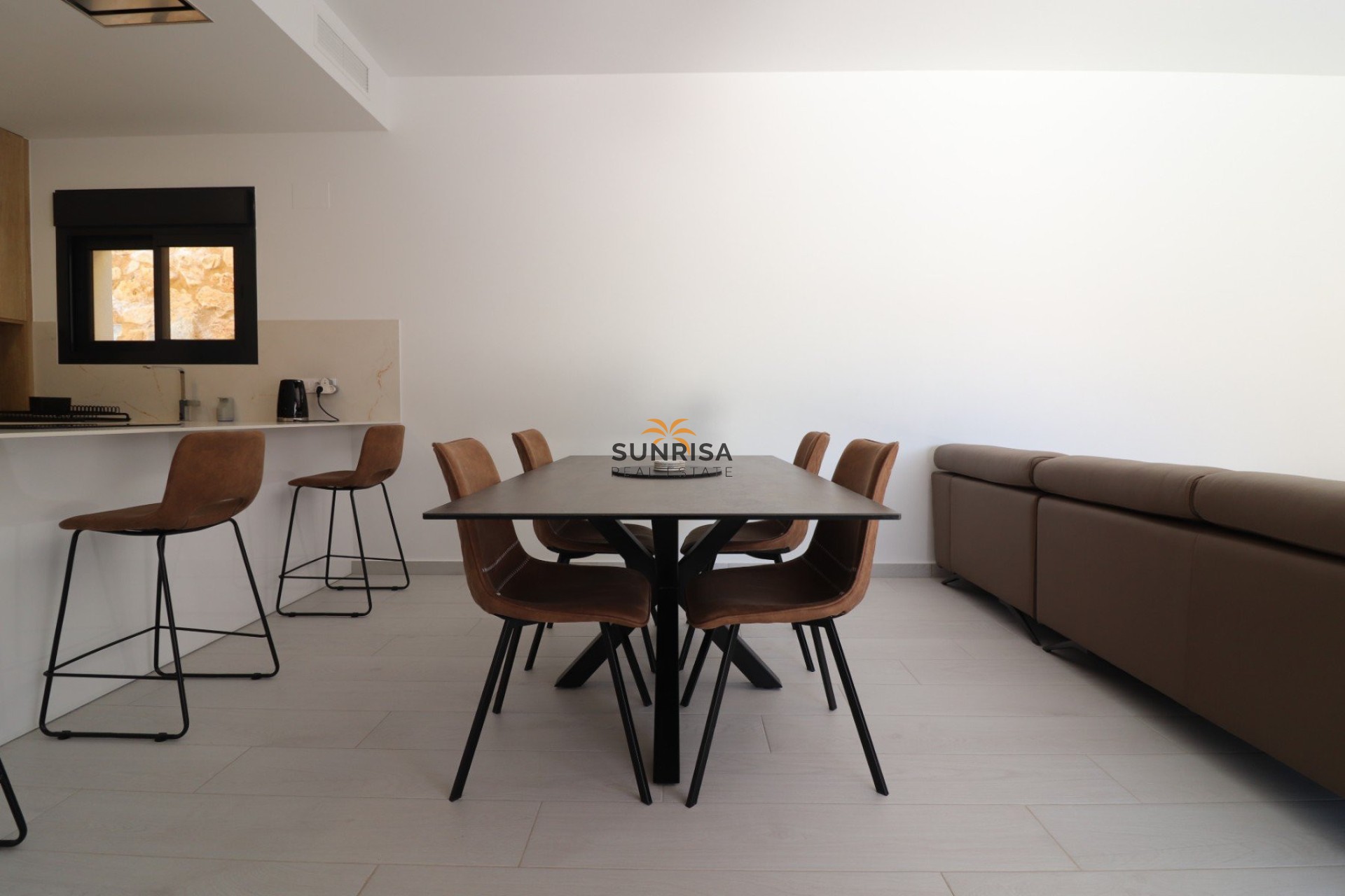Resale - Villa - Algorfa