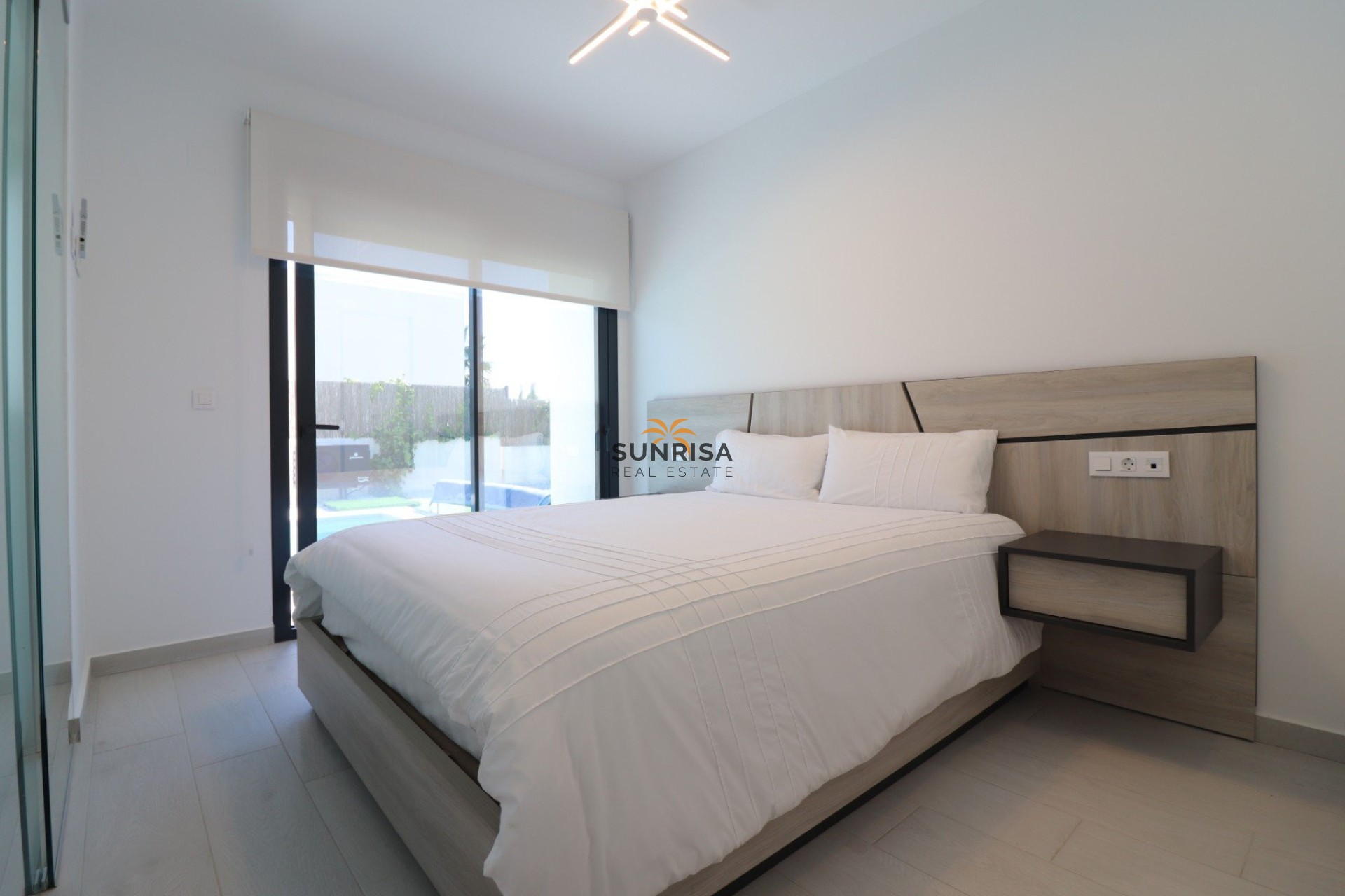 Resale - Villa - Algorfa