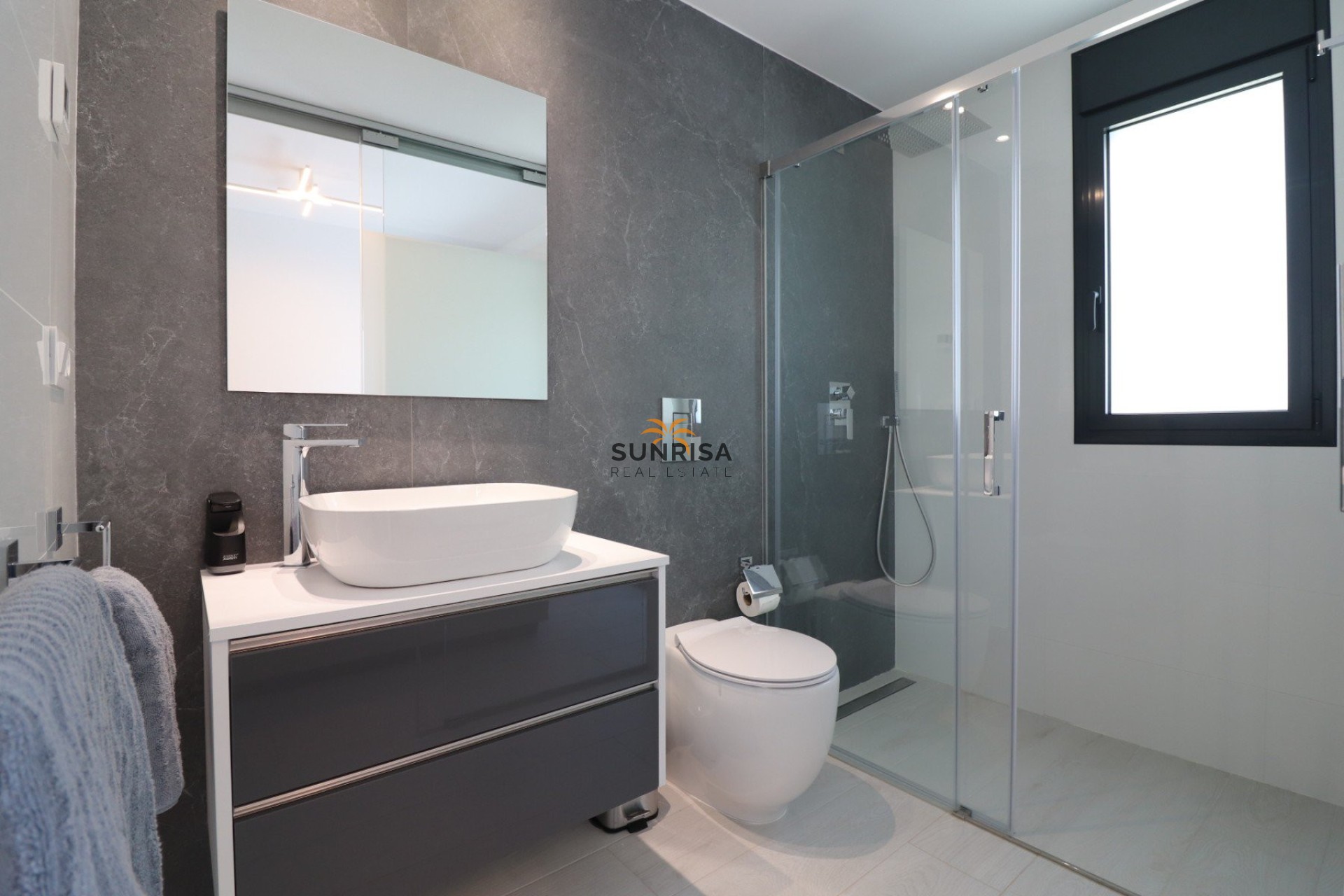 Resale - Villa - Algorfa