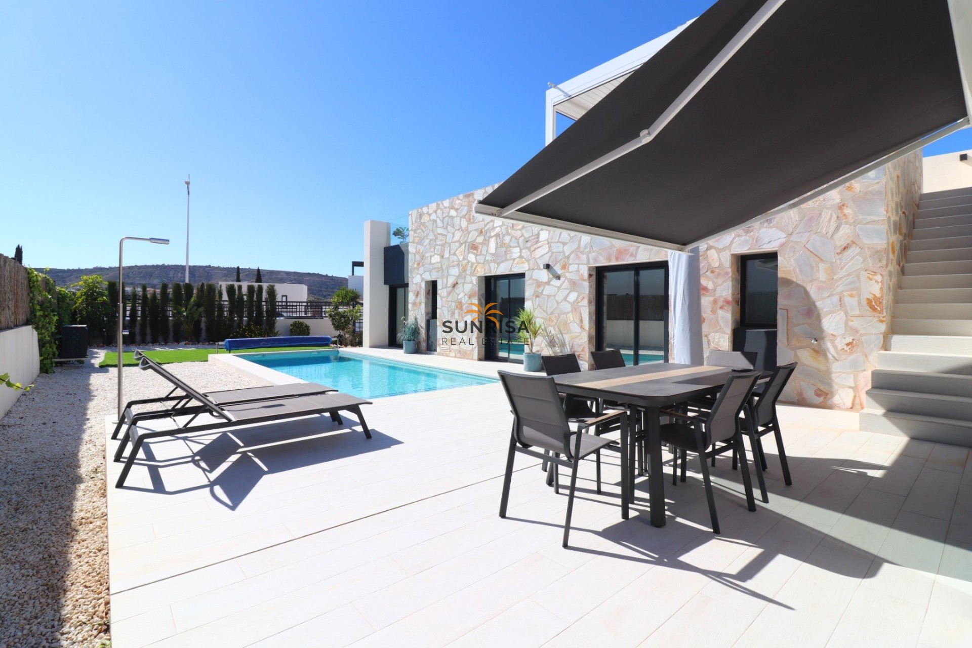 Resale - Villa - Algorfa