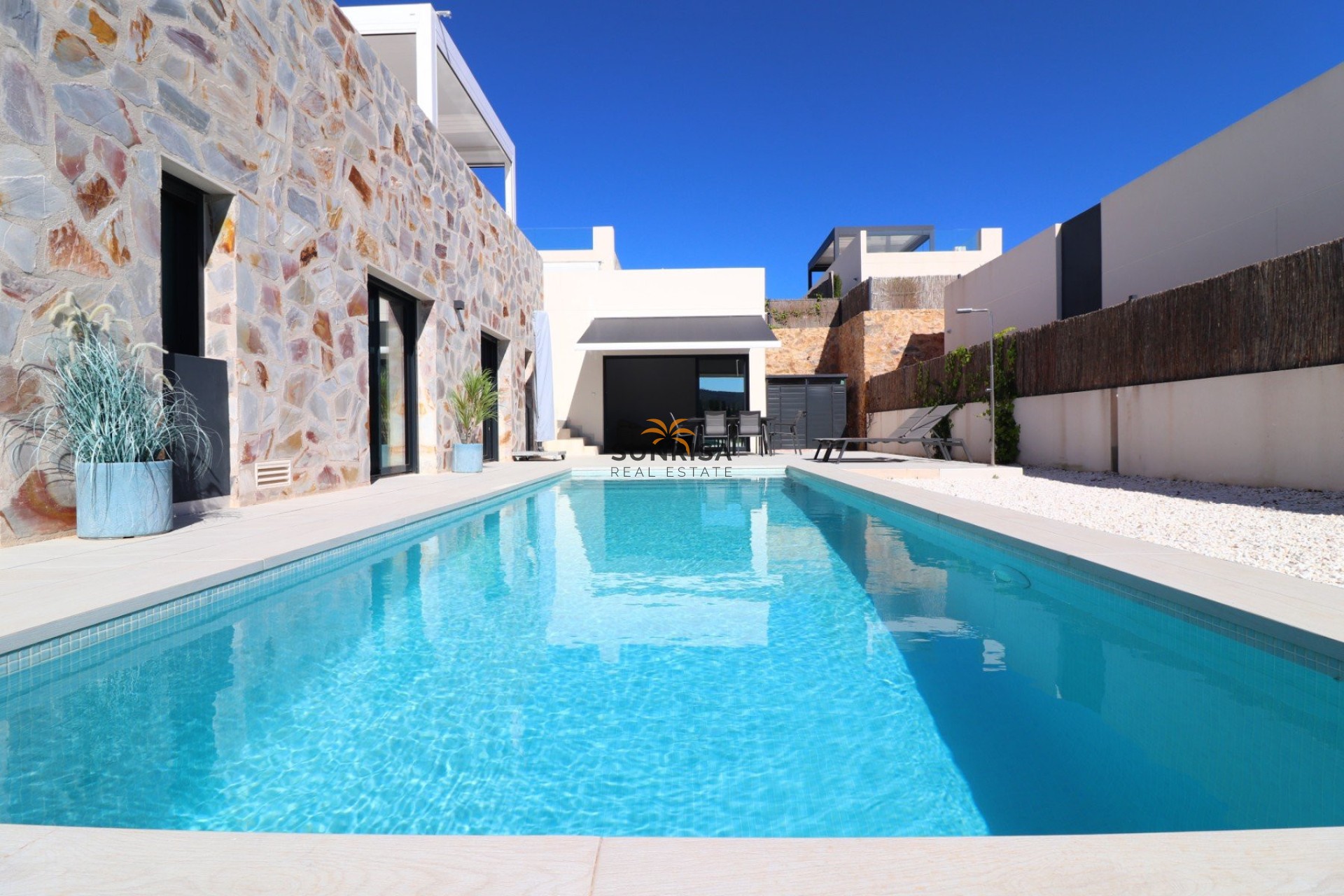 Resale - Villa - Algorfa