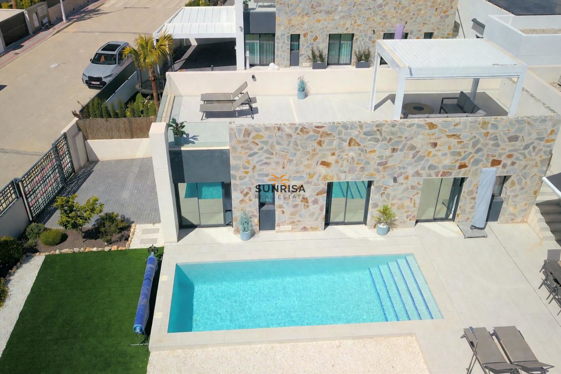Resale - Villa - Algorfa
