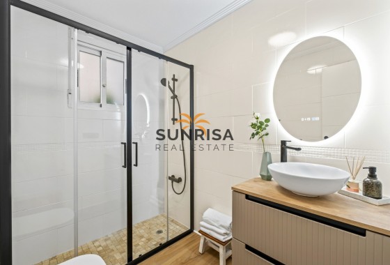 Apartamento · Reventa - Orihuela Costa · Playa Flamenca · Alicante · España