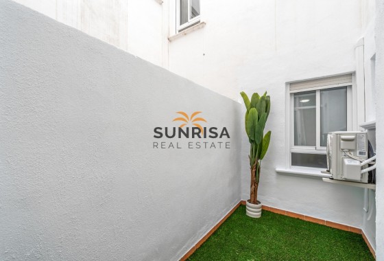 Apartamento · Reventa - Orihuela Costa · Playa Flamenca · Alicante · España