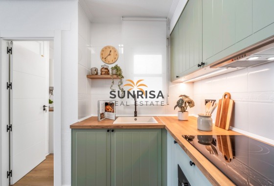 Apartamento · Reventa - Orihuela Costa · Playa Flamenca · Alicante · España