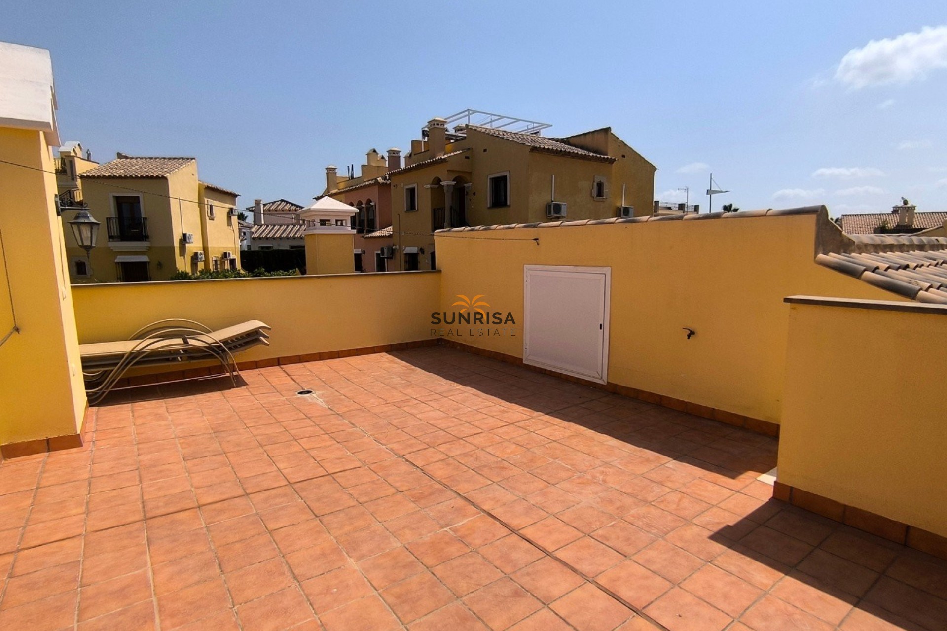 Resale - Apartment - Algorfa