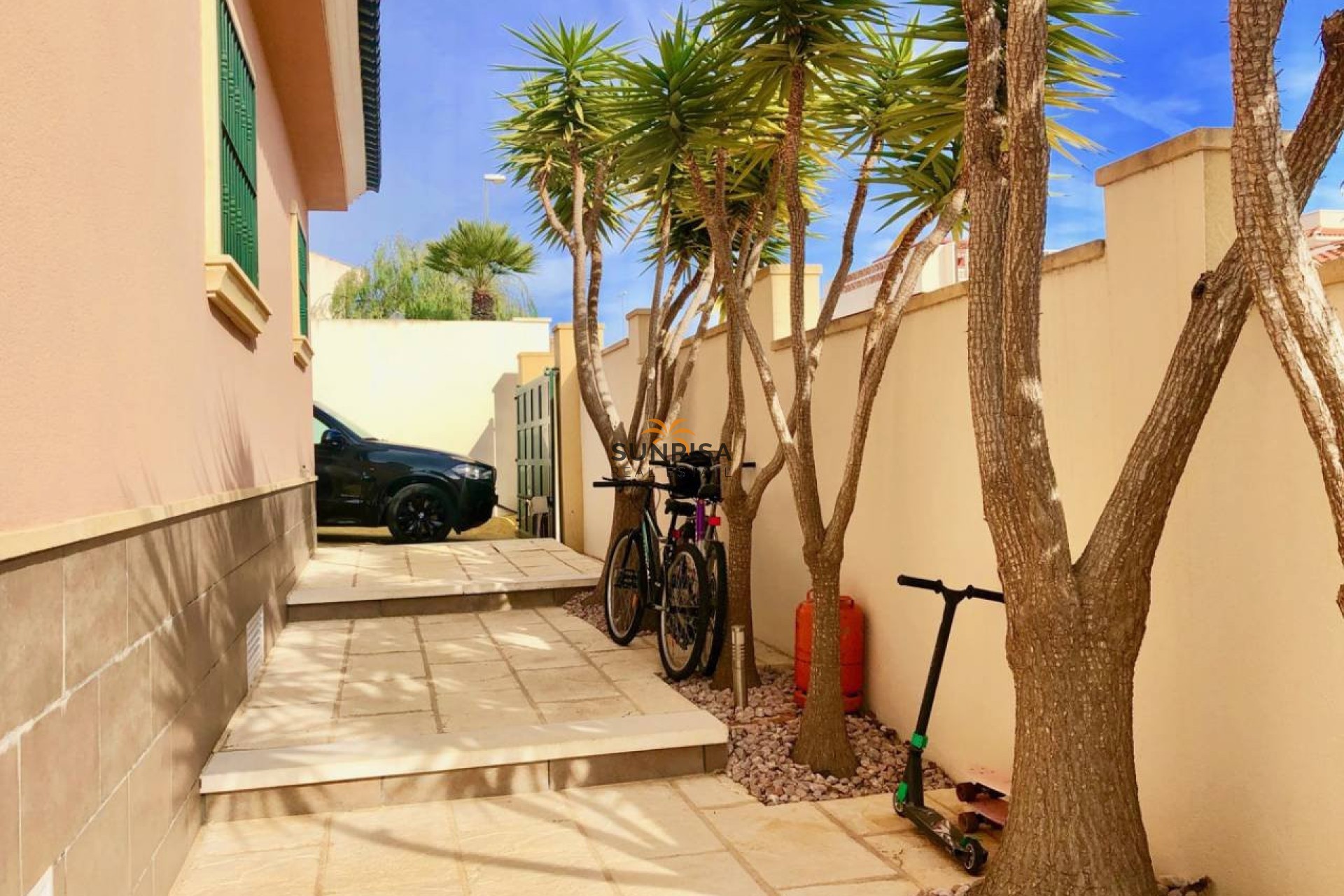 Resale - Villa - Ciudad Quesada