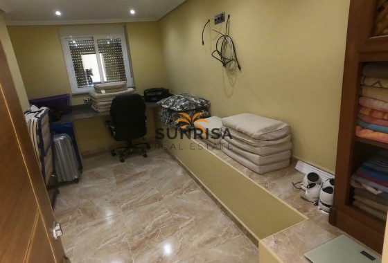 Villa · Revente - Algorfa · Alicante · Espagne
