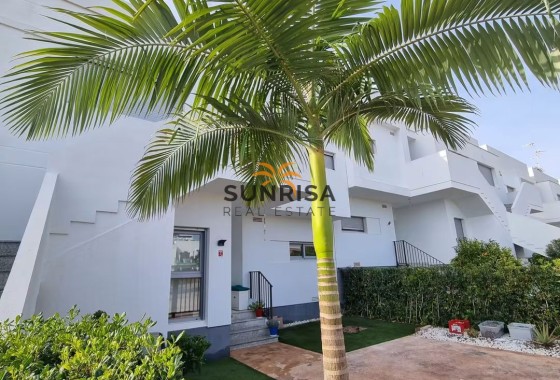 Apartamento · Reventa - Los Montesinos · Entre Naranjos / Vistabella Golf · Alicante · España
