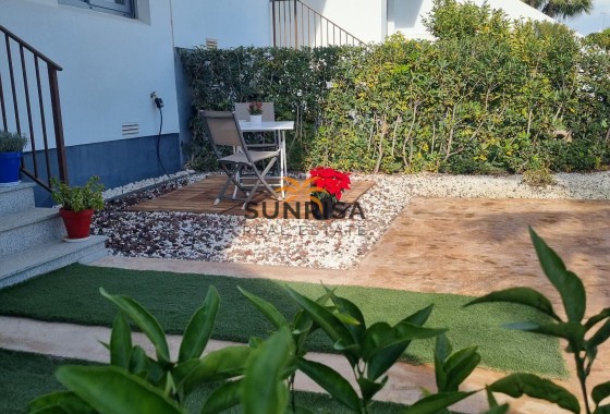 Apartamento · Reventa - Los Montesinos · Entre Naranjos / Vistabella Golf · Alicante · España