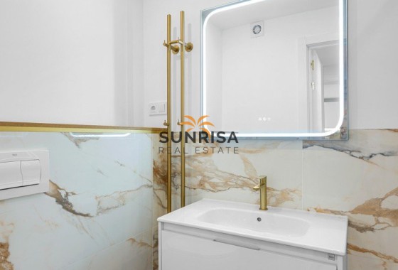 Appartement · Herverkoop - Orihuela Costa · Punta Prima · Alicante · Spanje