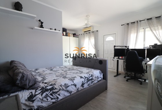 Villa · Resale - Benijofar · Alicante · Spain