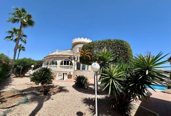 Villa · Herverkoop - Ciudad Quesada - Rojales · Doña pepa · Alicante · Spanje
