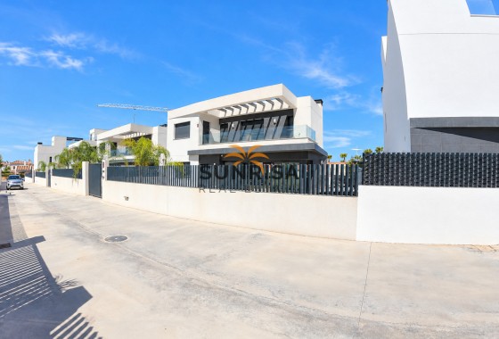 Villa · Revente - Algorfa · La Finca Golf Resort · Alicante · Espagne