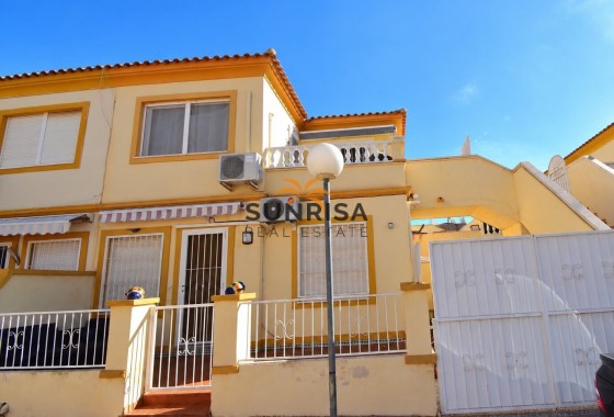 Apartamento · Reventa - Orihuela Costa · Playa Flamenca · Alicante · España