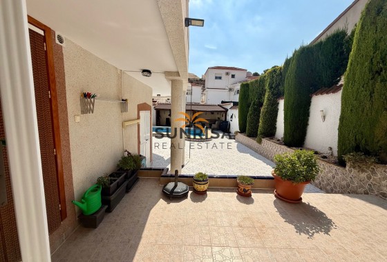Villa · Herverkoop - Ciudad Quesada · Alicante · Spanje