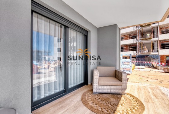 Apartamento · Obra nueva - Torrevieja · Punta Prima · Alicante · España