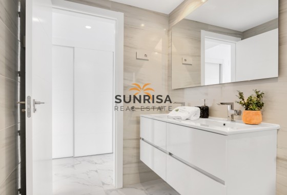 Apartamento · Obra nueva - Torrevieja · Punta Prima · Alicante · España