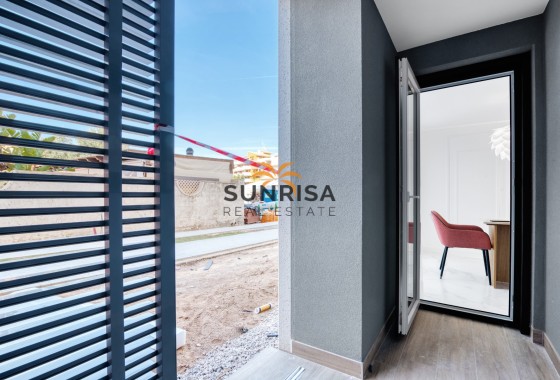 Apartamento · Obra nueva - Torrevieja · Punta Prima · Alicante · España