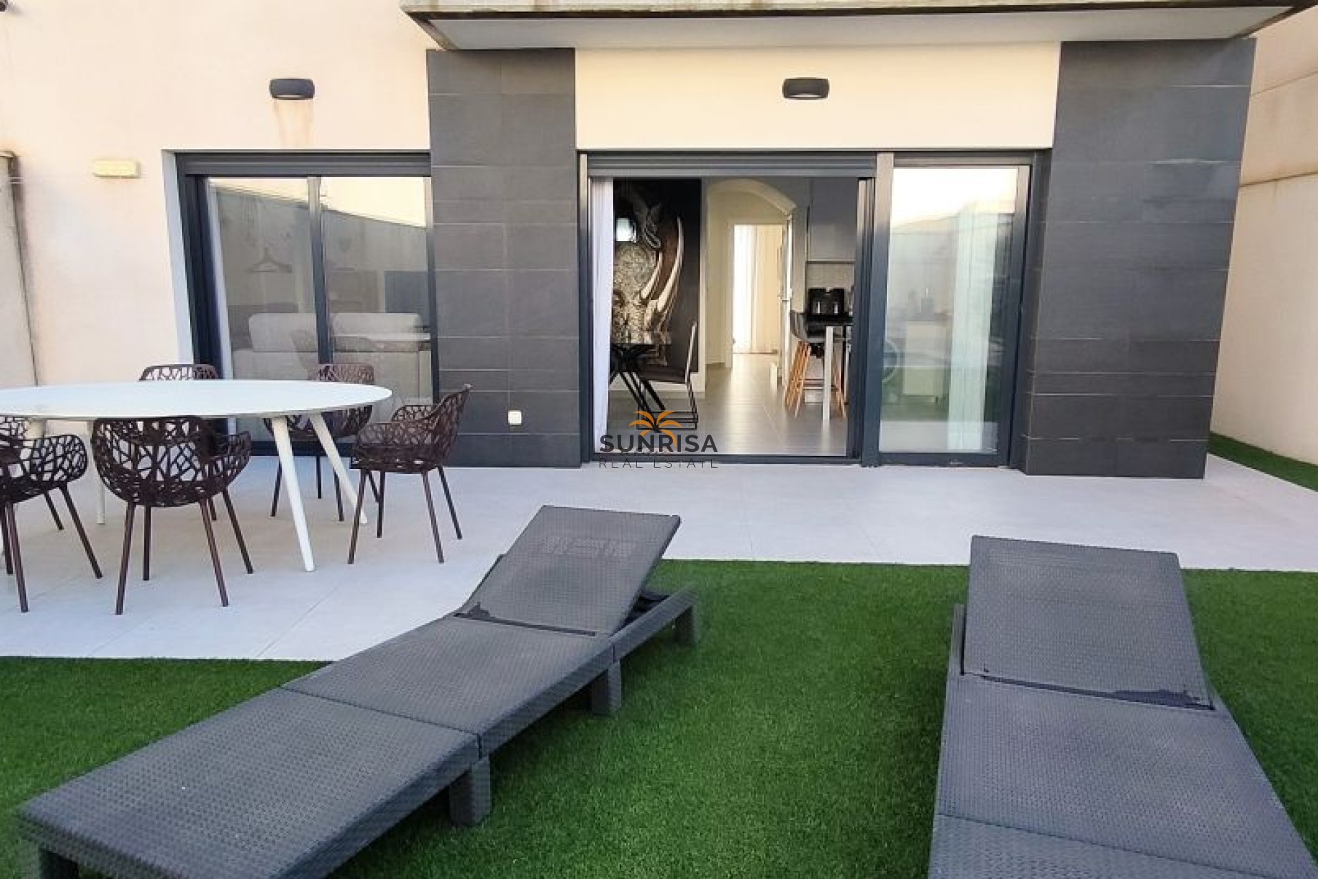 Reventa - Villa - Los Alcázares