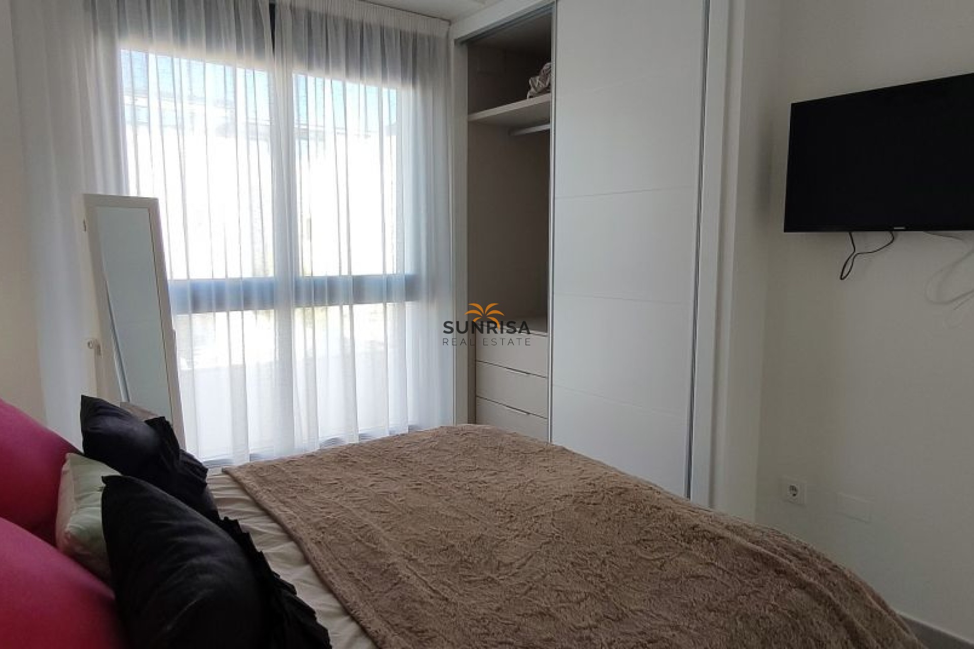 Reventa - Villa - Los Alcázares
