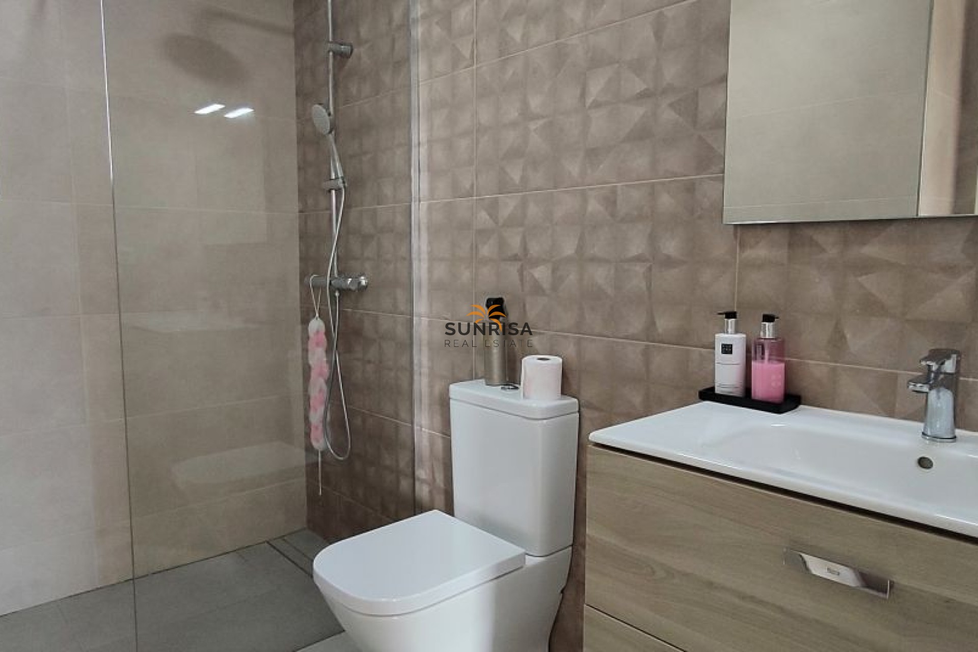 Reventa - Villa - Los Alcázares