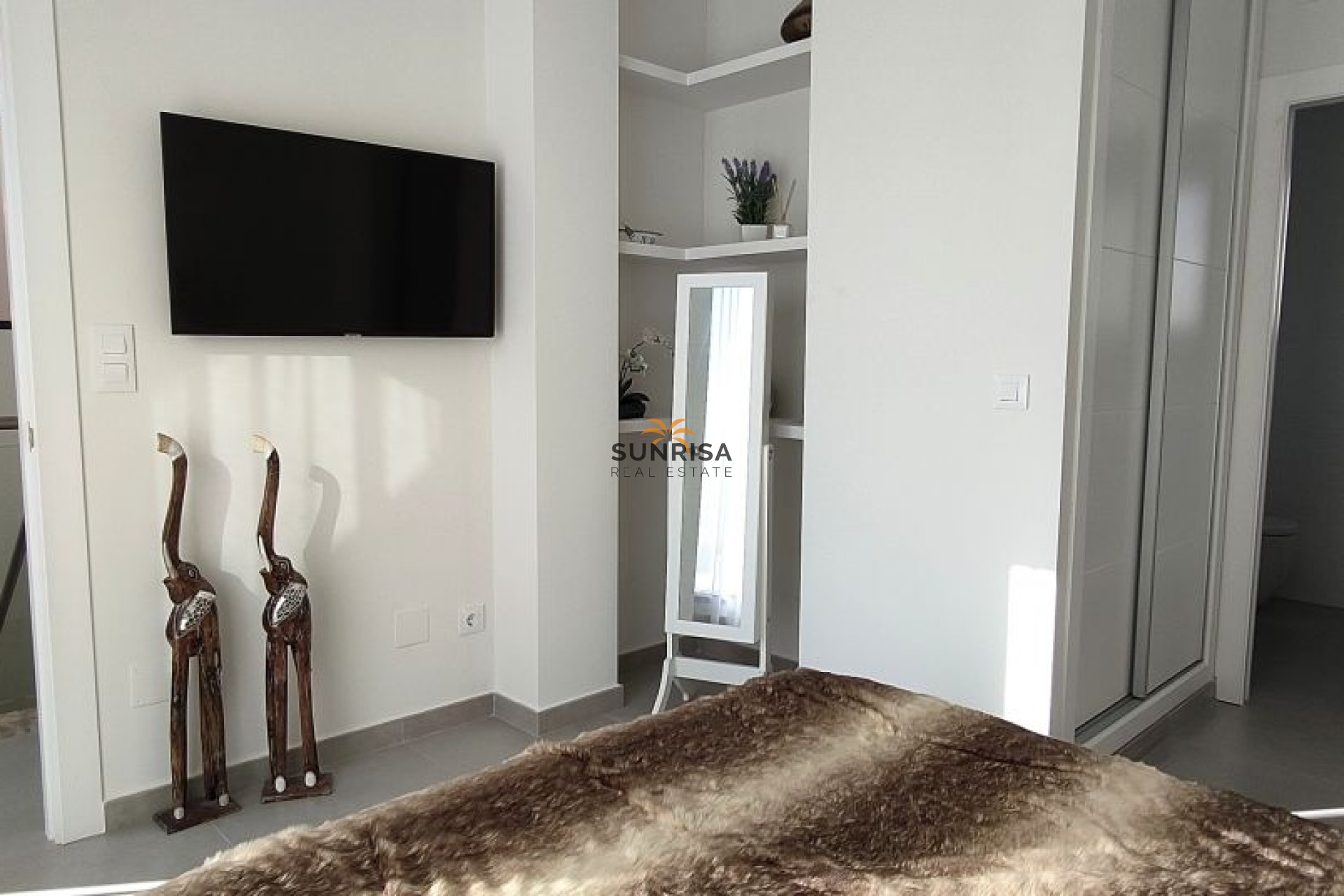Reventa - Villa - Los Alcázares