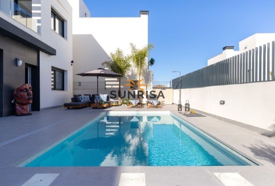 Villa · Revente - Algorfa · Alicante · Espagne