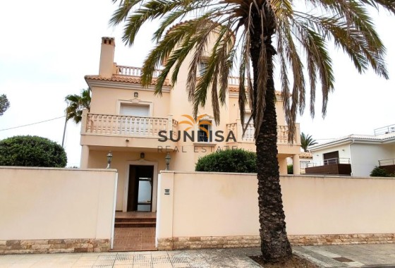 Villa · Reventa - Cabo Roig · Alicante · España